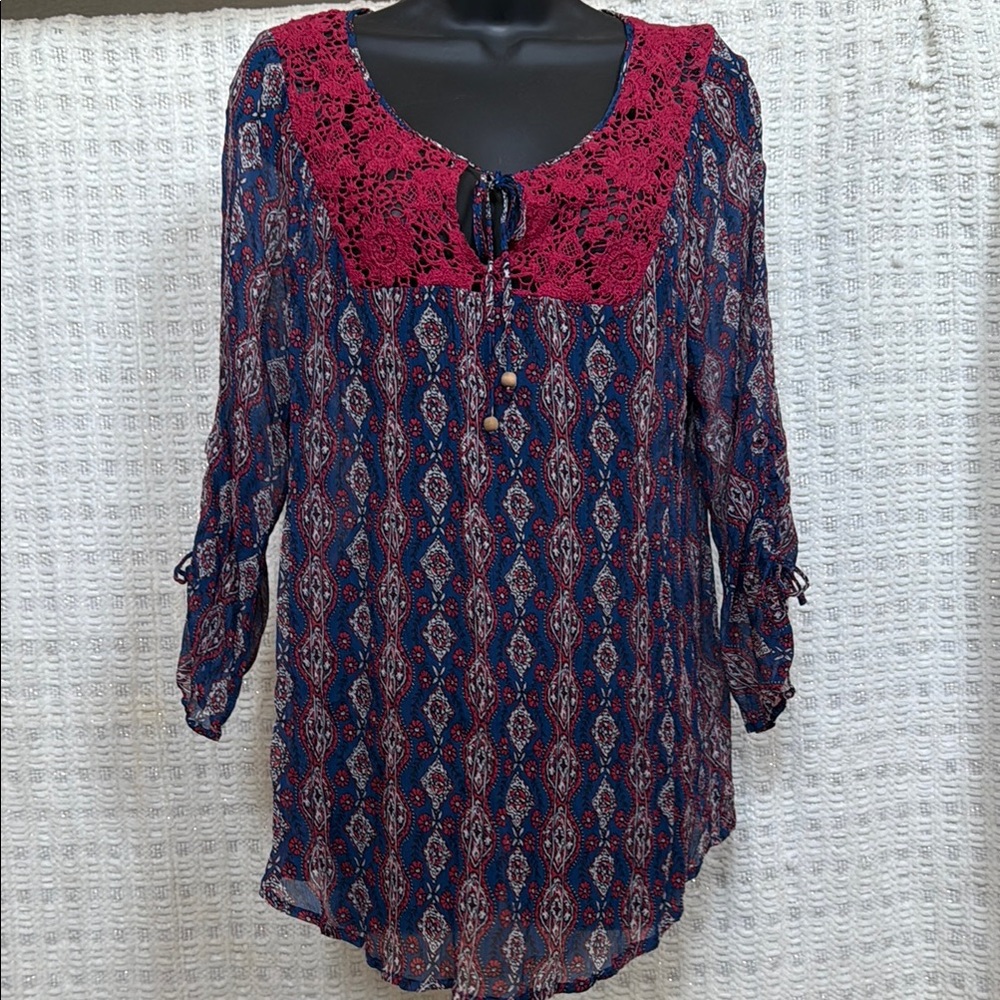 Lucky Brand Red and Blue 3/4 Sleeve Tie Front Tunic